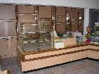 Habillage de banque réfrigérée de boulangerie patisserie par un artisan ébéniste en haute-loire